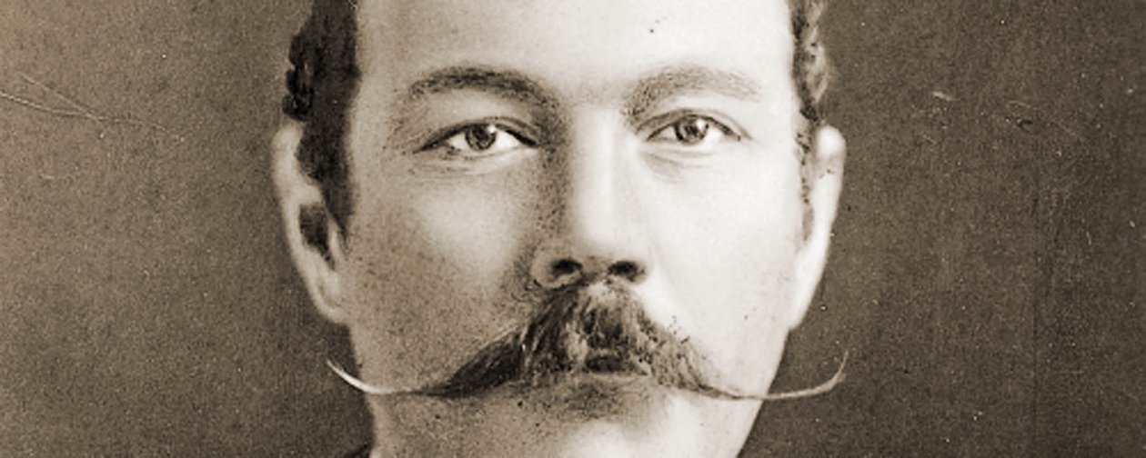 Portret van Sir Arthur Conan Doyle door Elliott and Fry Photography Studio