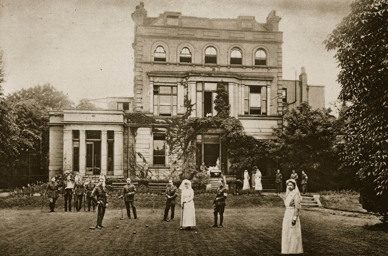 Pembroke Lodge, Kensington, Londen, 1914-19 door English Photographer