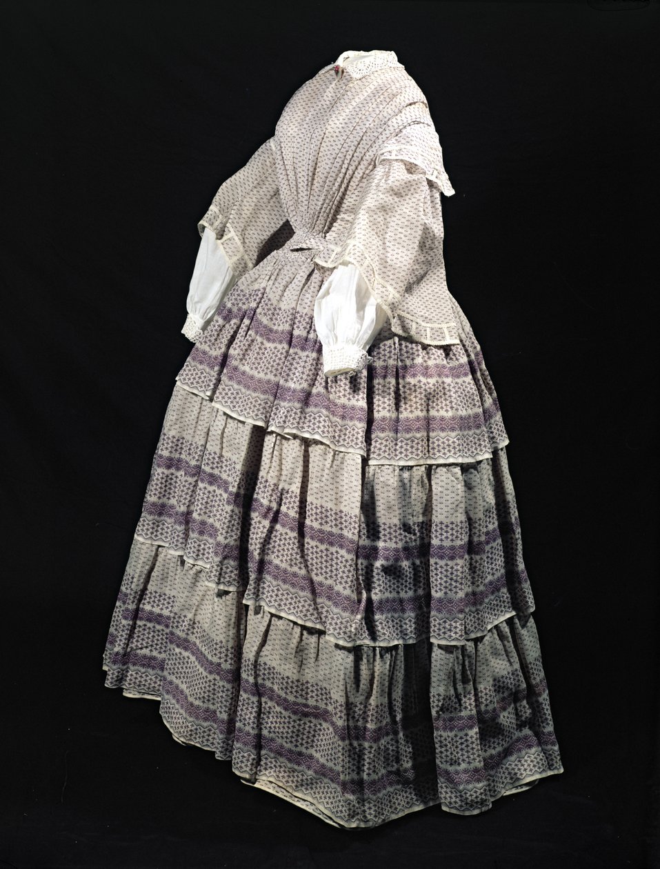 Crinolinerok, 1850-60 door English School