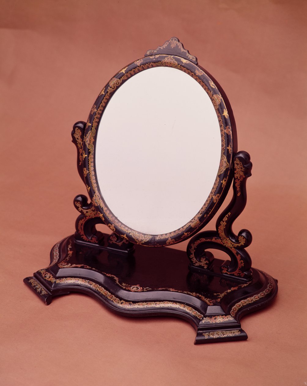 Verguld beschilderde papier-maché spiegel, ca. 1890 door English School