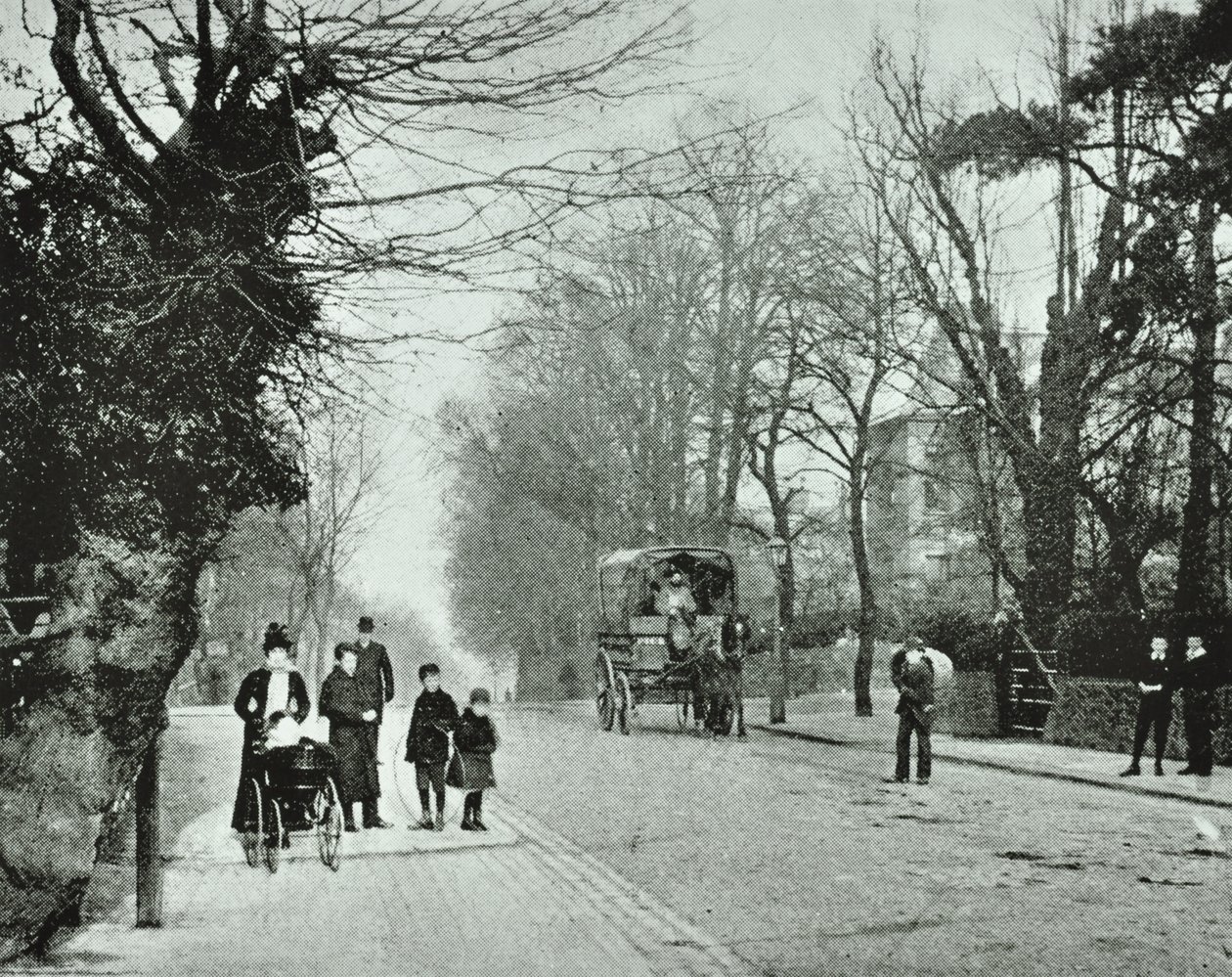 Crouch End Hill, Crouch End, 1894 door English Photographer