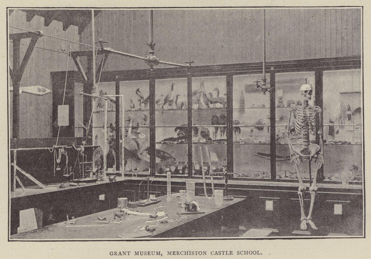 Grant Museum, Merchiston Castle School (gravure) door English Photographer