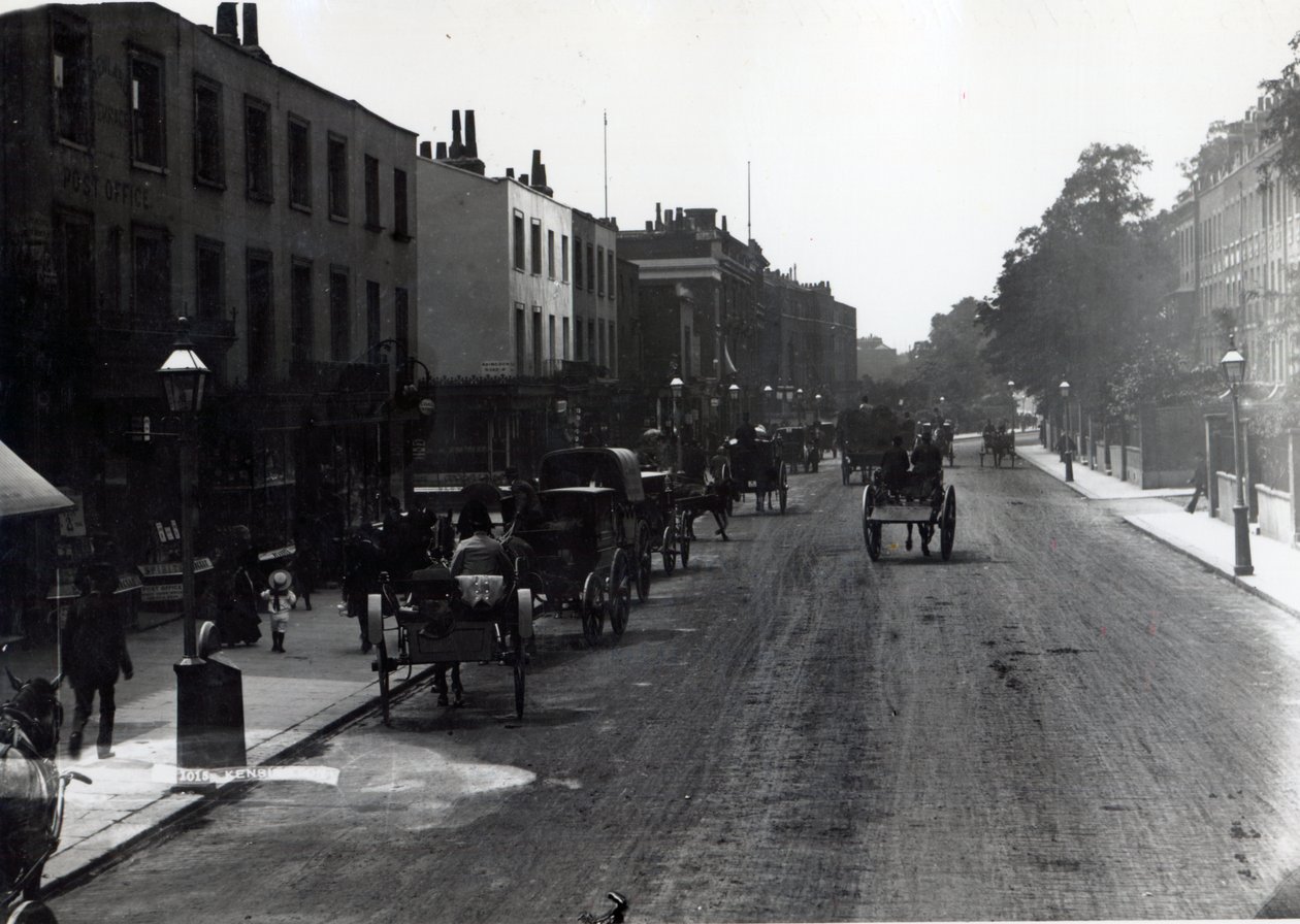 Kensington High Street, Londen door English Photographer