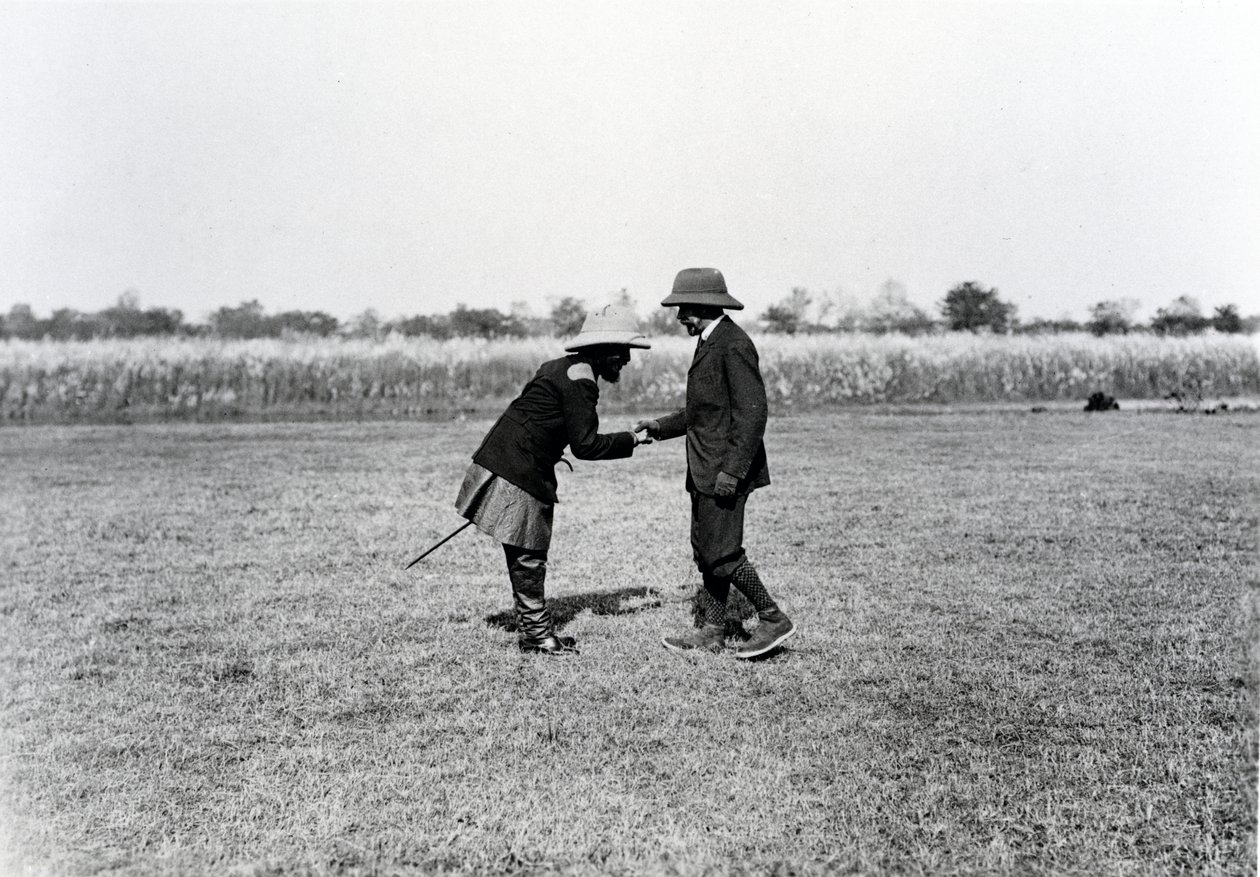 Koning George V begroet de Maharaja van Nepal door English Photographer