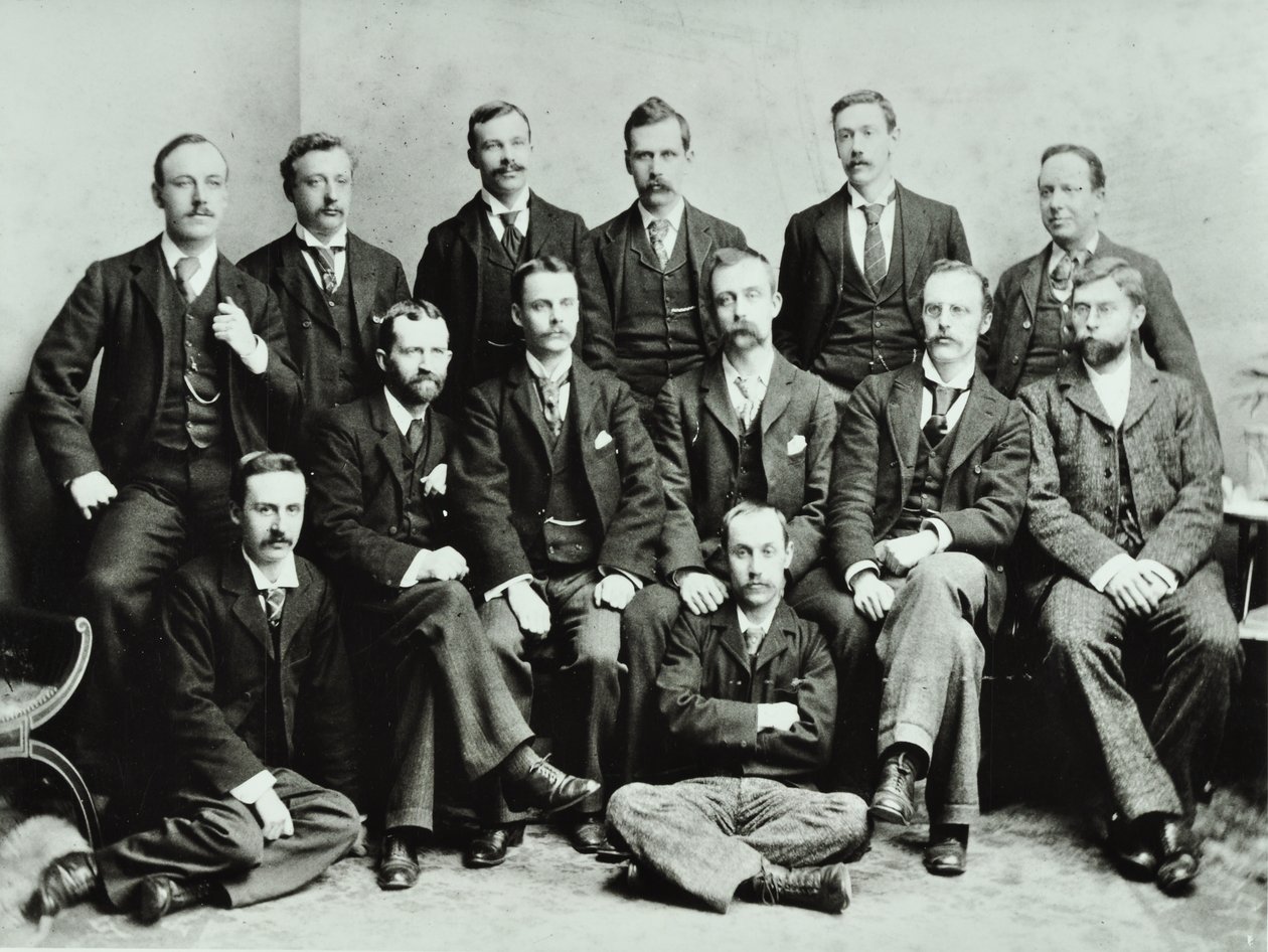 Rosendale Road School: groep leraren, 1897 door English Photographer