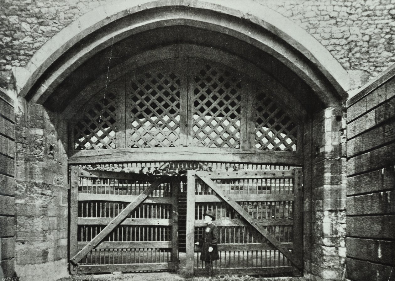 Tower of London, Tower Hill: Traitors Gate, 1890 door English Photographer