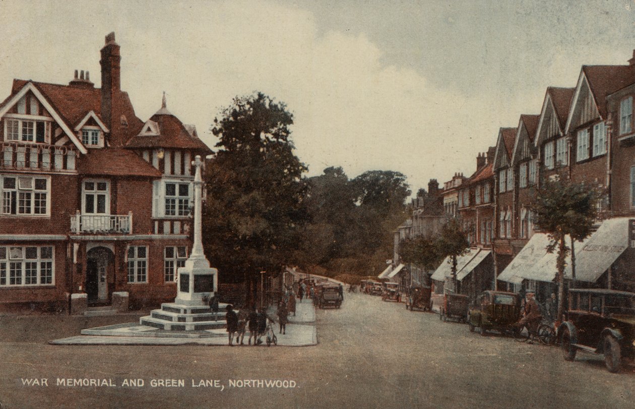 Oorlogsmonument en Green Lane, Northwood, Londen (kleurenfoto) door English Photographer