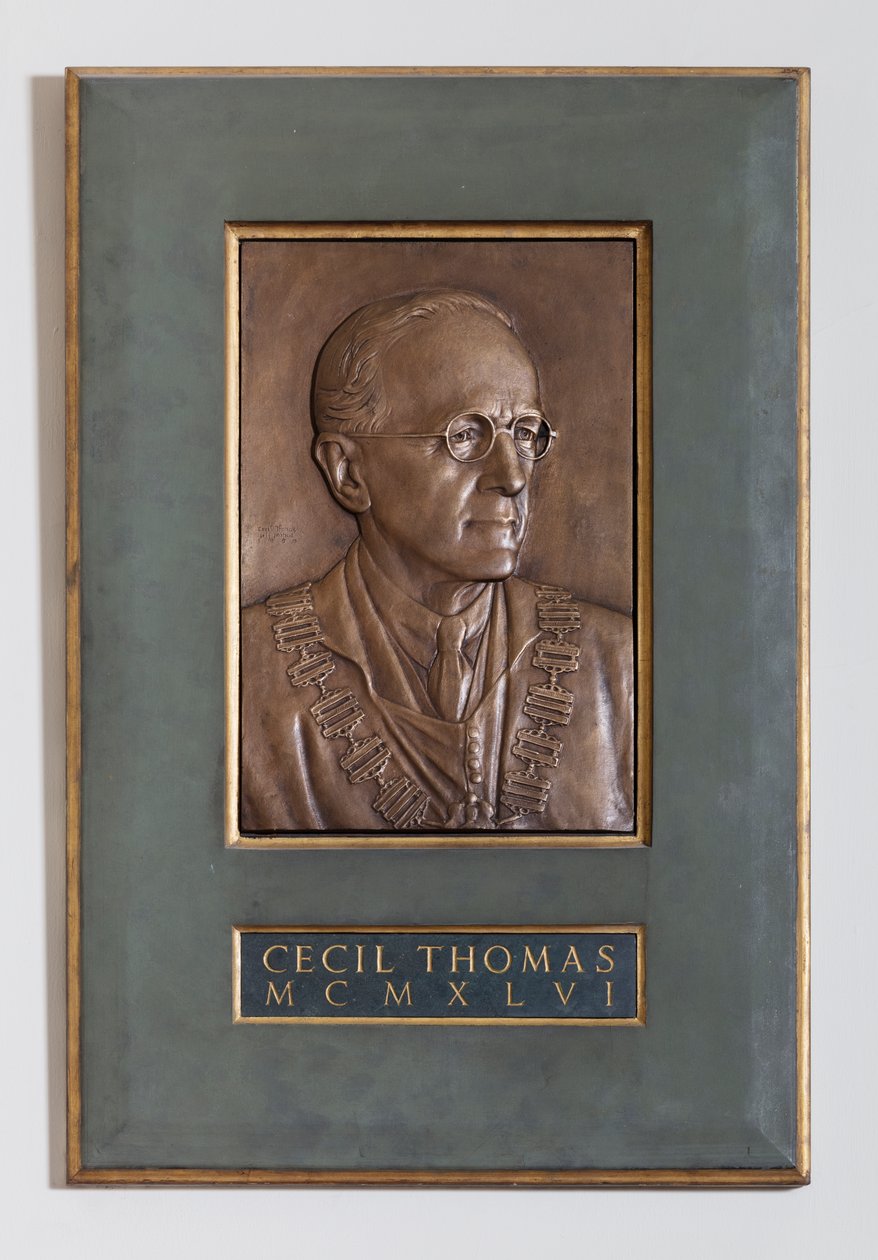 Plaquette met Cecil Thomas, Beeldhouwer & Medailleur, 1946 door English School