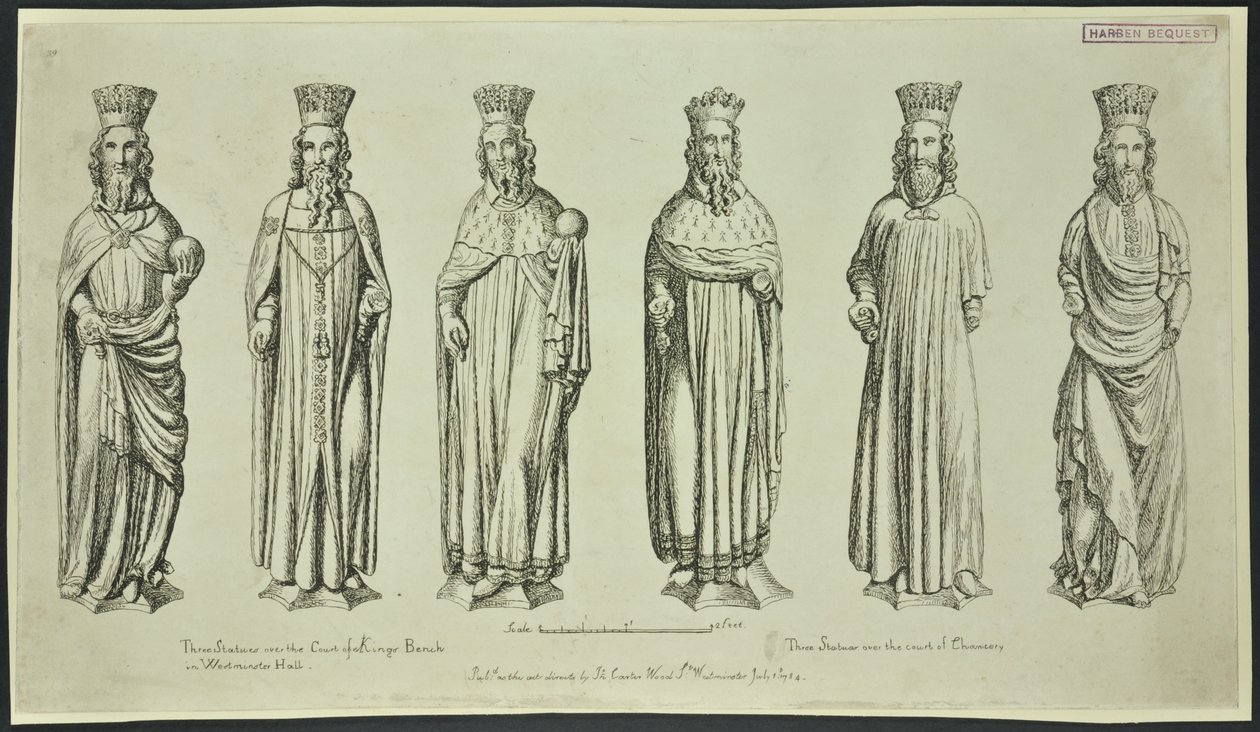 Drie standbeelden boven het Hof van King