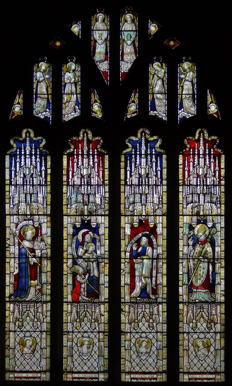Raam Ew met het oostelijke raam: glas oorspronkelijk afkomstig uit de kerk van Stretton Sugwas door English School