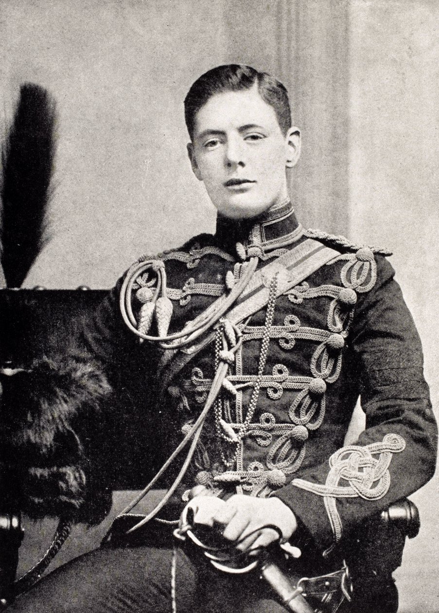 Winston Churchill als Tweede Luitenant in de 4de Queen