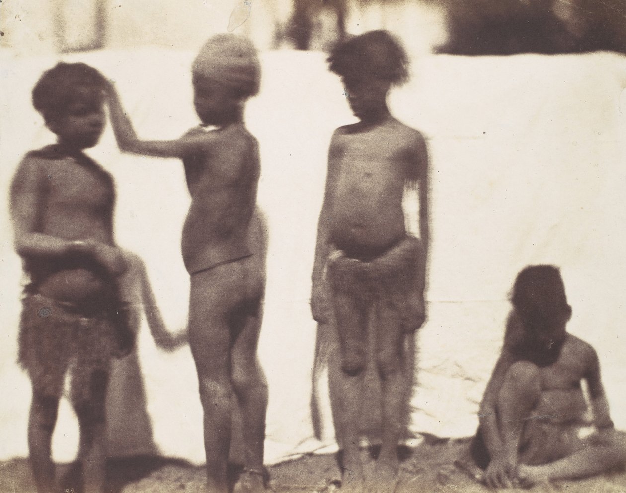[Kinderen uit het Dorp Kalabshah, Nubië], 1852 door Ernest Benecke