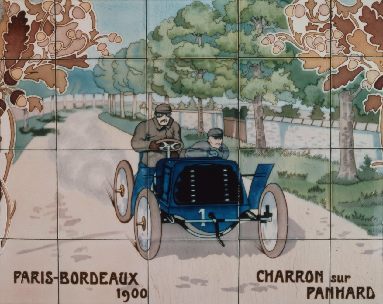 Charron rijdt in een Panhard auto in de Parijs naar Bordeaux race van 1900: keramische tegels vervaardigd door Gilardoni Fils et Cie van Parijs, naar een tekening van Ernest Montaut (1878-1909) door Ernest Montaut