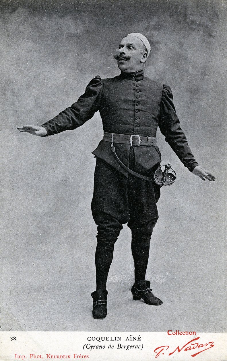 Constant Coquelin alias Coquelin aîné (1841 - 1909) in het kostuum van Cyrano de Bergerac (zw/w foto) door Etienne Neurdein