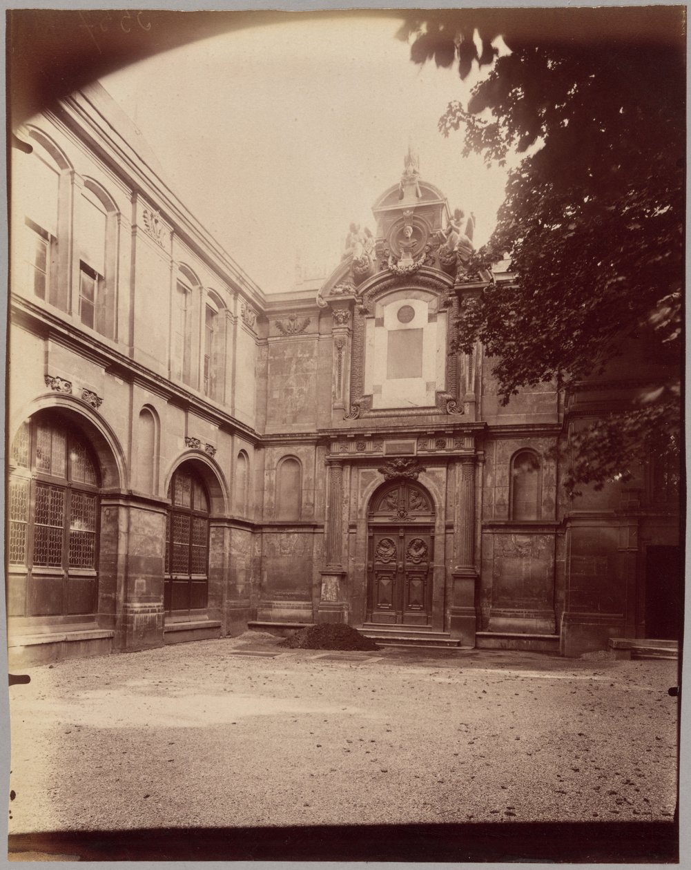 [Petit Luxembourg, ingang van het oratorium van Marie de Médicis] door Eugène Atget
