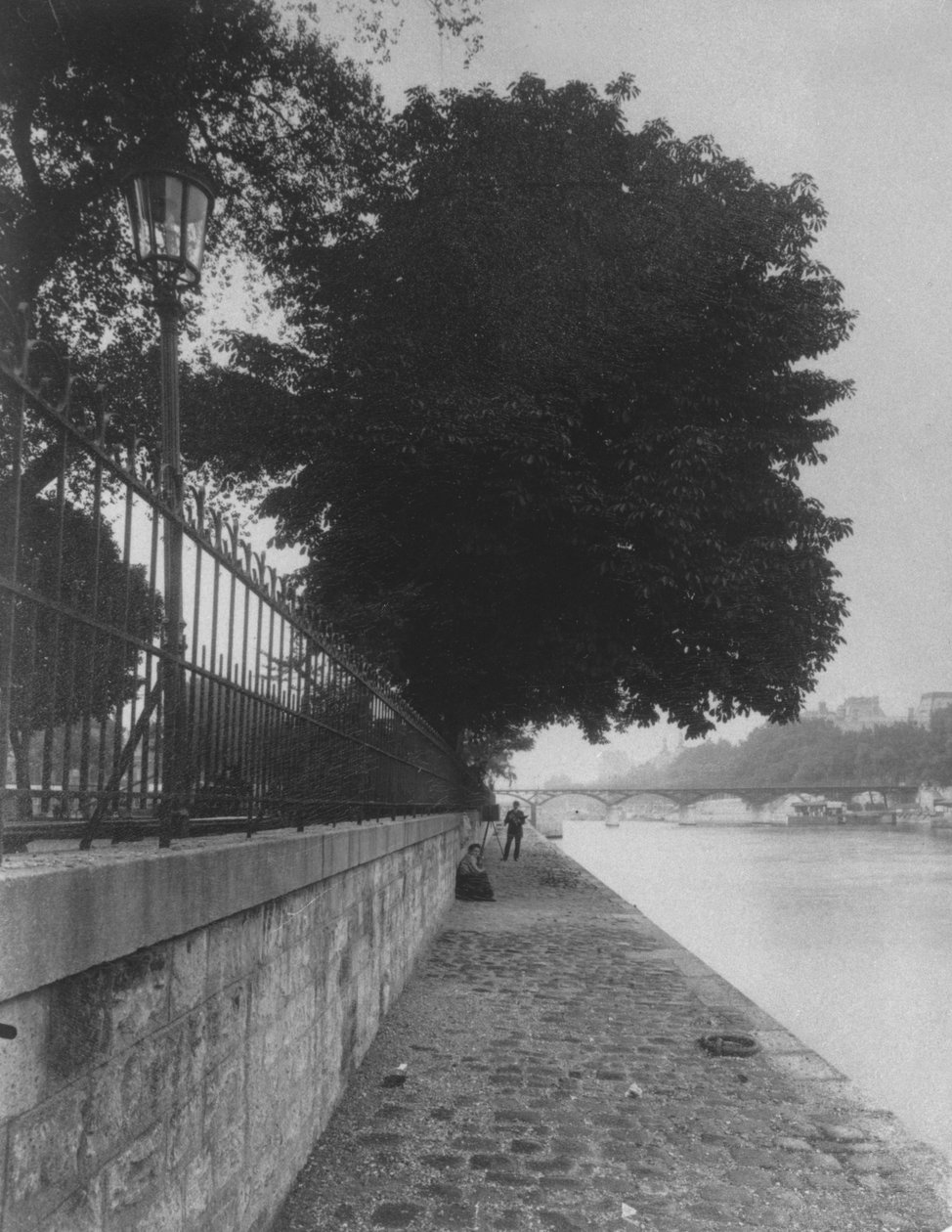 Uitzicht op Pont des Arts vanaf het Terre-Plein van Pont Neuf, 1911 door Eugène Atget