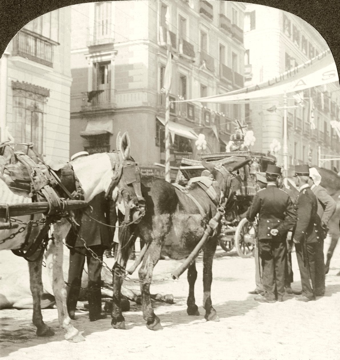 Staatskoets, Calle Mayor, Madrid door Excelsior Stereoscopic Tours