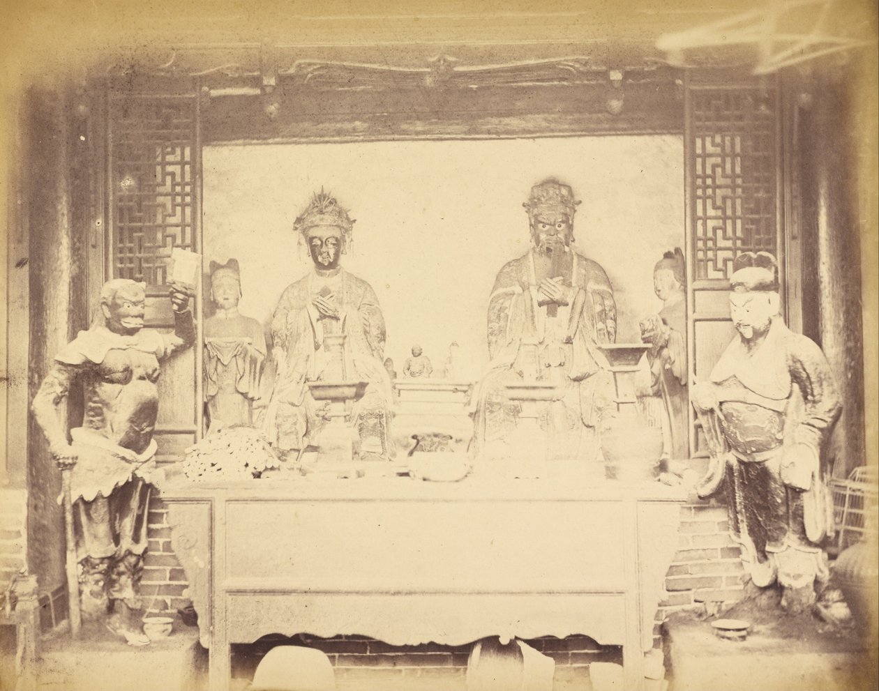 Hoofdkwartierhuis, 1e Divisie, Pehtang, China, 1 augustus 1860 door Felice Beato