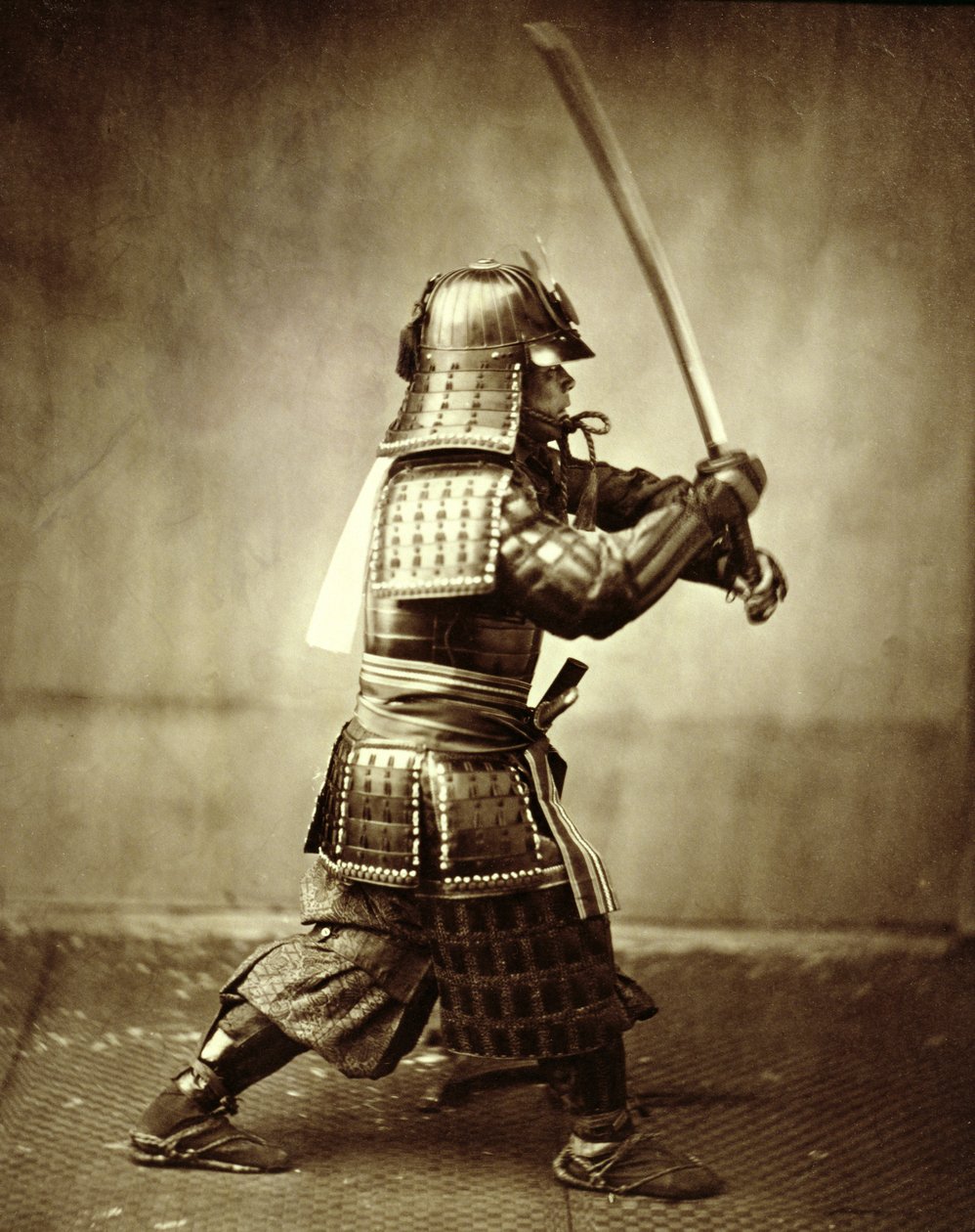 Samurai met opgeheven zwaard door Felice Beato