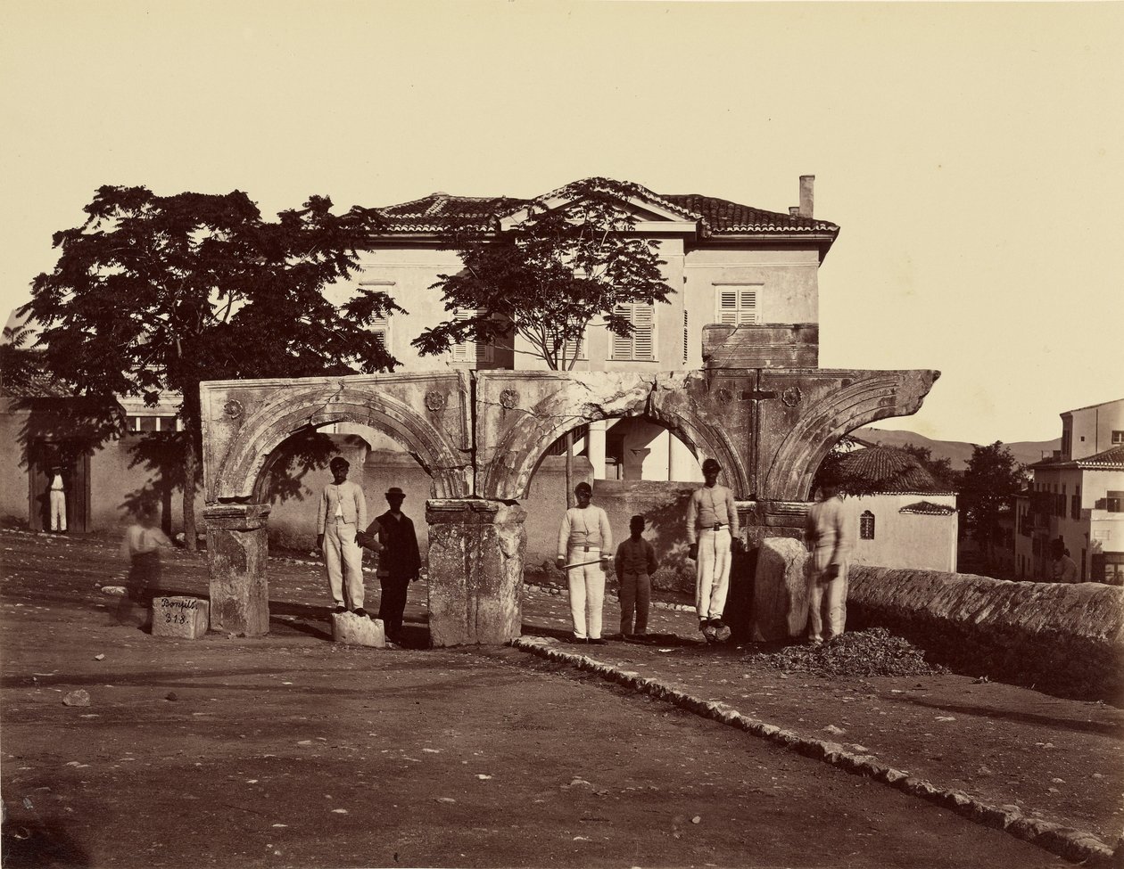 De Portico van Adrien, Athene door Félix Bonfils