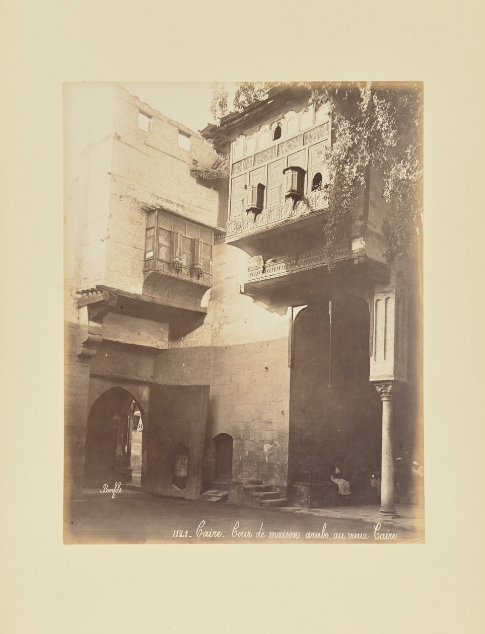 Caïro - Binnenplaats van een Arabisch huis in het oude Caïro door Félix Bonfils