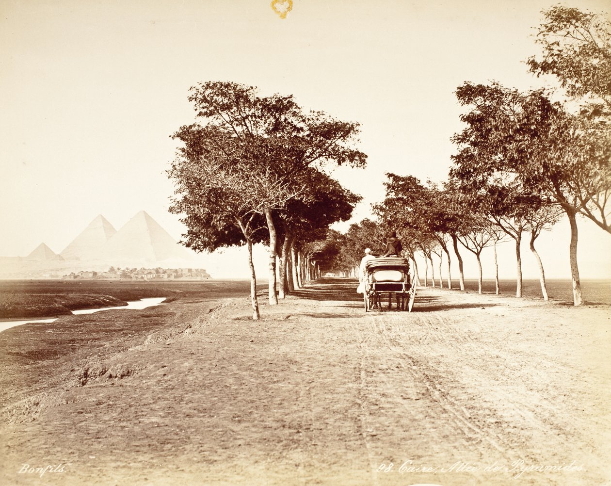 Caïro, Allee De Pyramides nr. 98 door Félix Bonfils