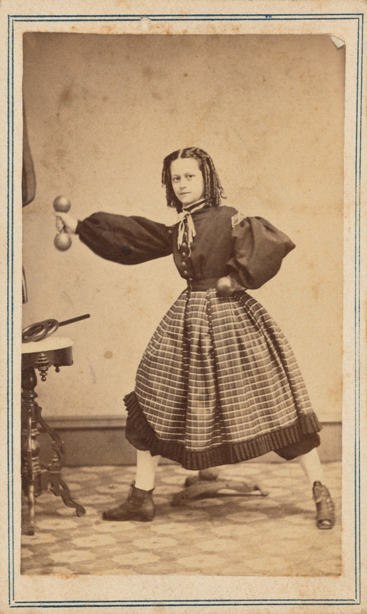 Portret van een vrouw,c. 1863-1864 (foto) door Fernando Dessaur