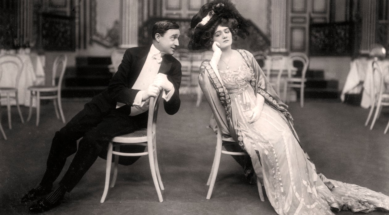 Lily Elsie en Joseph Coyne in De Vrolijke Weduwe, 1907 door Foulsham and Banfield