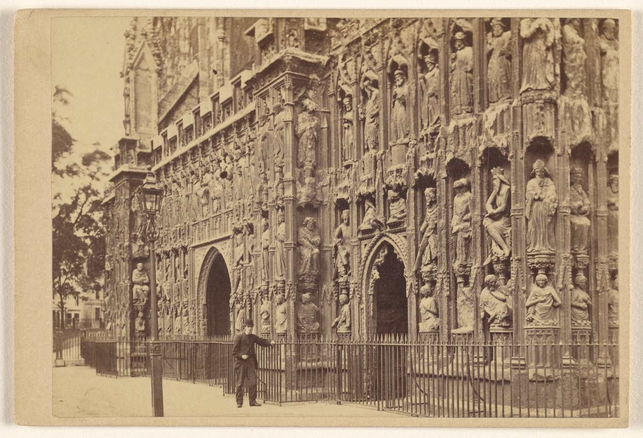 [Een kathedraal, mogelijk die van Exeter] door Francis Bedford