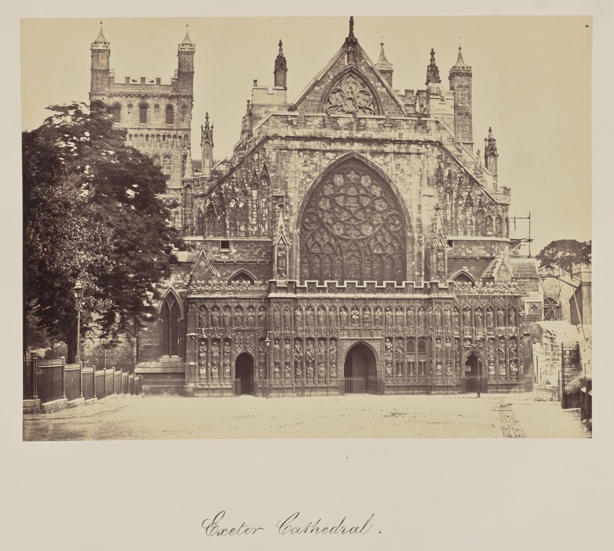 De kathedraal van Exeter. door Francis Bedford