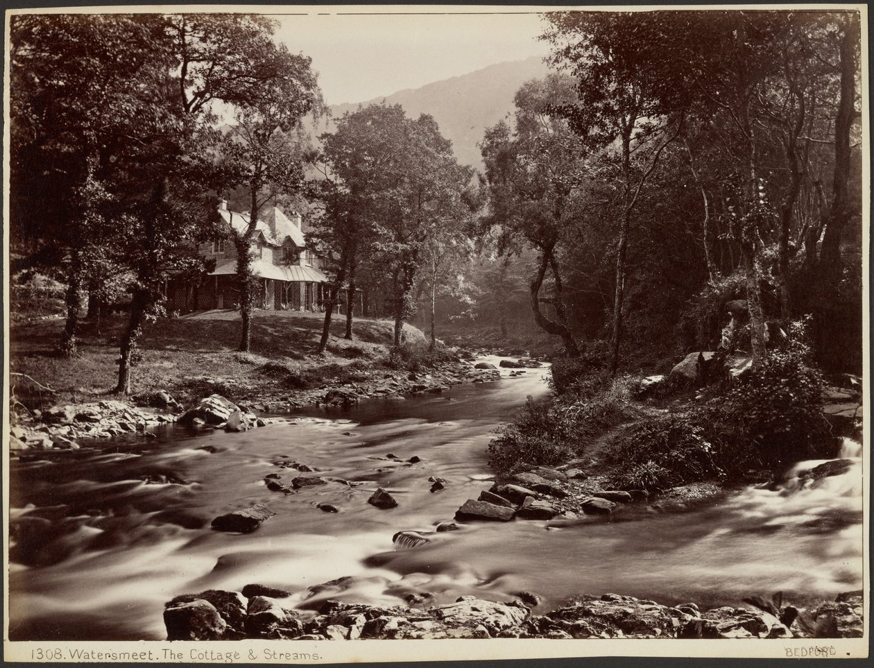 Watersmeet, The Cottage en Streams door Francis Bedford