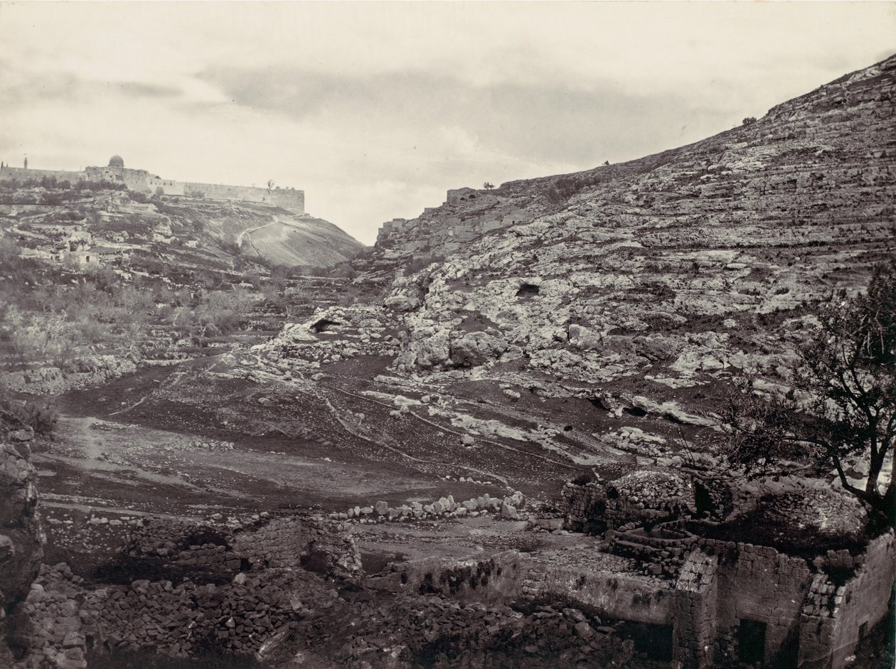 Berg Moria, Jeruzalem, vanuit de bron van En Rogel door Francis Frith