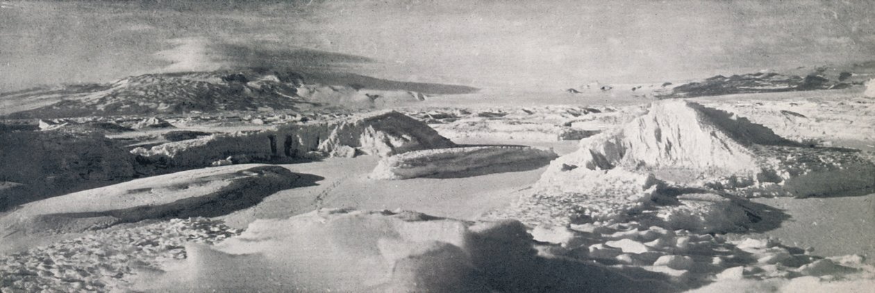 De onderste Koettlitz-gletsjer, toont het effect van dooiwater, c1911 door Frank Debenham