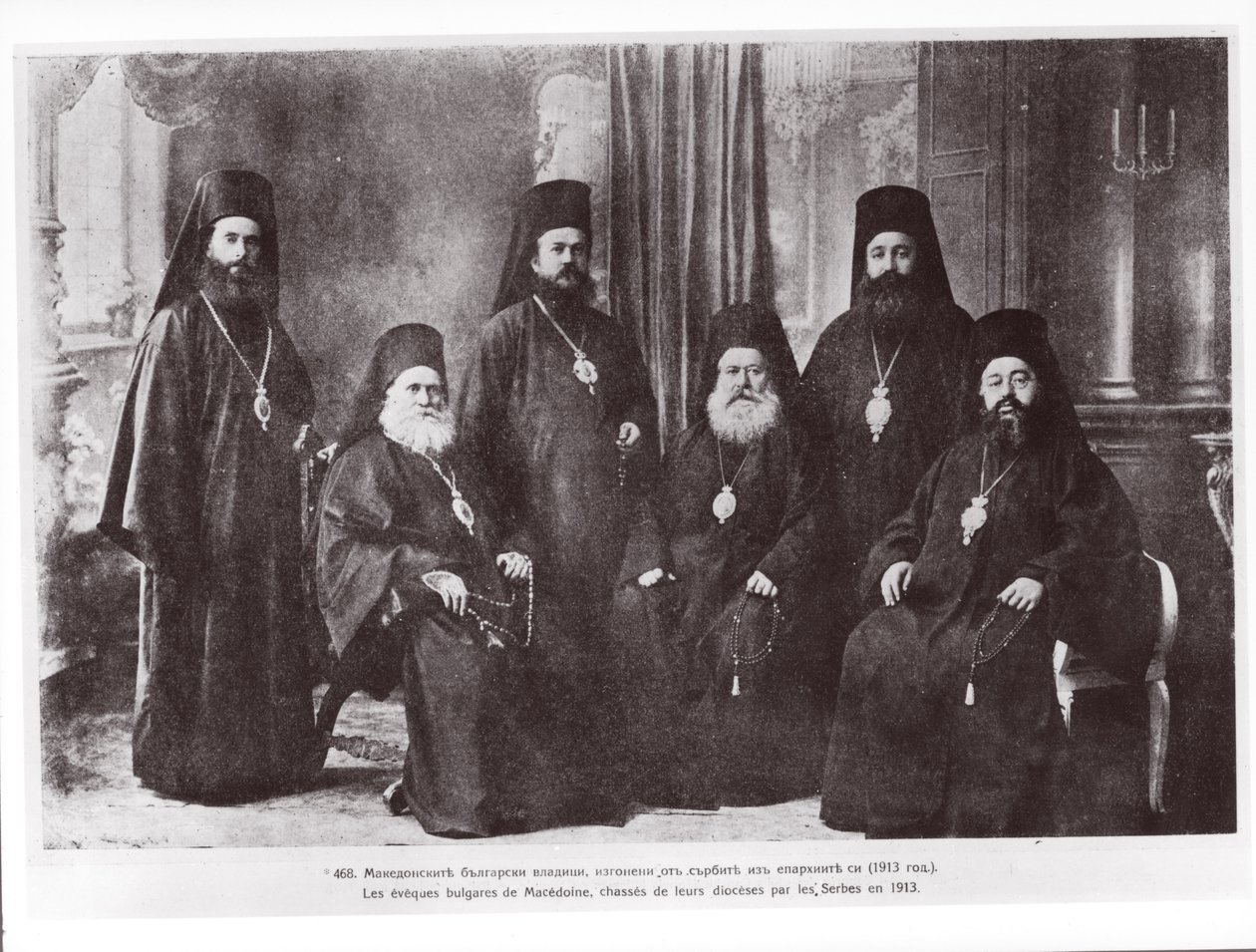 Bulgaarse bisschoppen van Macedonië verdreven uit hun bisdom door Serviërs, 1913 door French Photographer