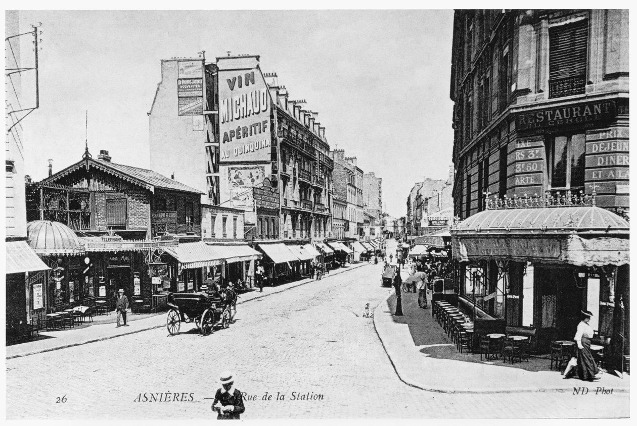 Uitzicht op Asnieres, Rue de la Station, ca. 1900 door French Photographer