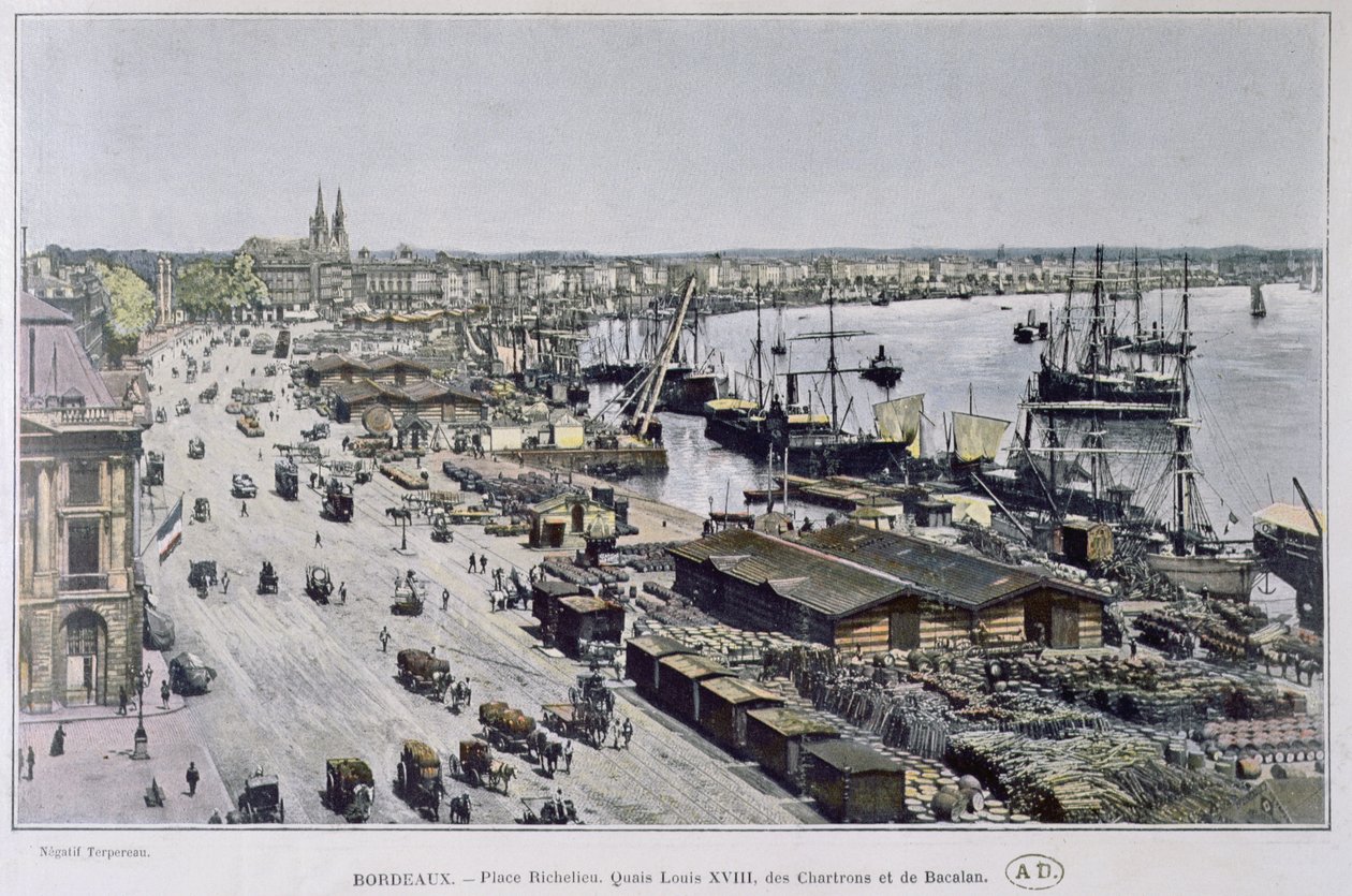 Uitzicht op de haven van Bordeaux met Place Richelieu en de Quais Louis XVIII, des Chartrons en de Bacalan, eind negentiende eeuw door French Photographer
