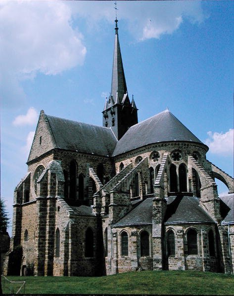 Uitzicht op de oostkant van de abdij door French School