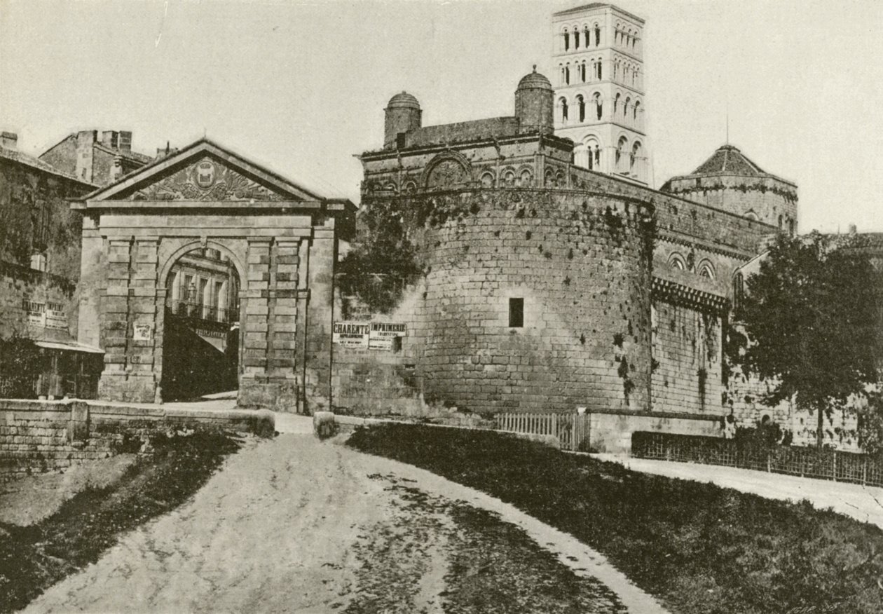 Angouleme, Ancienne Porte Saint-Pierre (z/w foto) door French Photographer