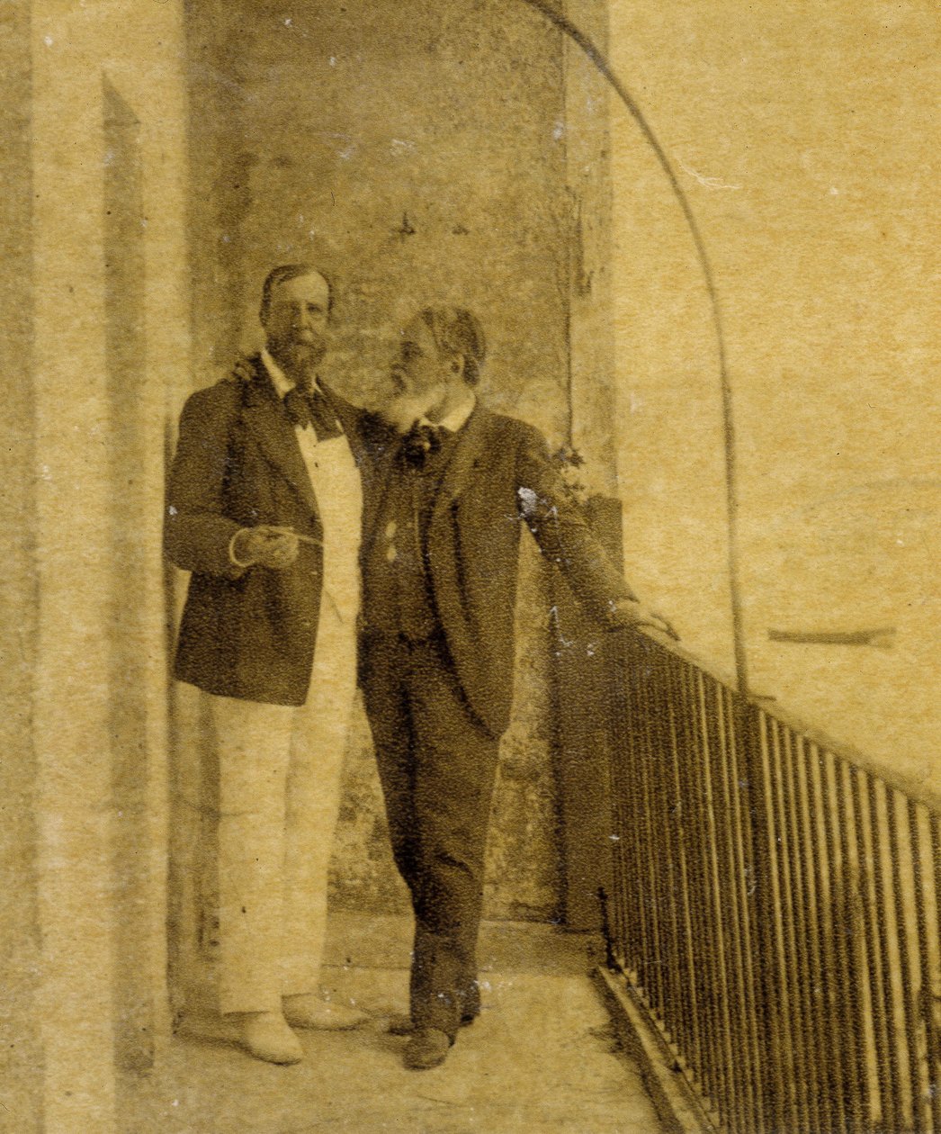 Paul Deroulede en Jean Sully Mounet in San Sebastian door French Photographer