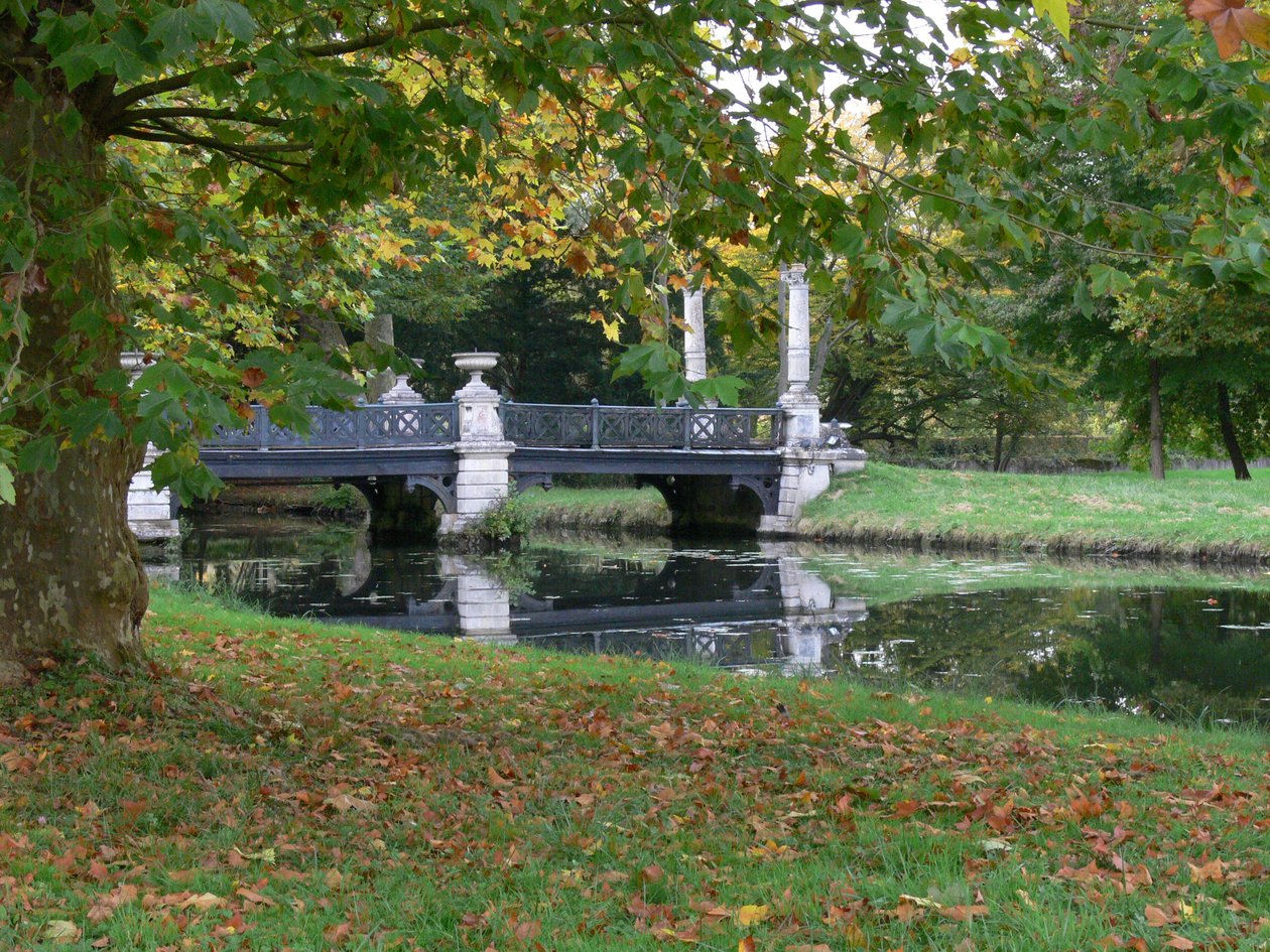 Een uitzicht op de Engelse Tuinen brug, Le Pont des Grandes Hommes door French School