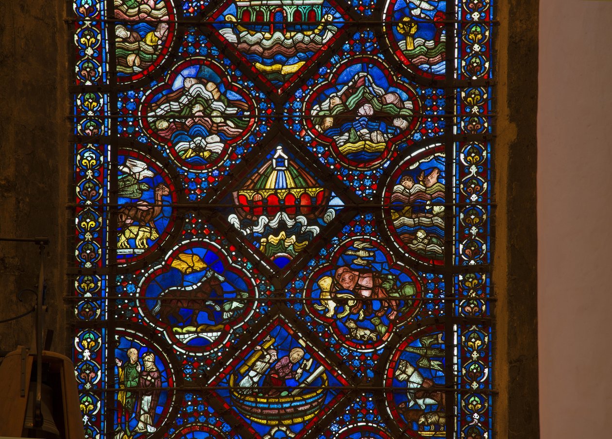 Kathedraal van Chartres, glas-in-lood: leven van Noach, detail van de ark van Noach op de golven door French School