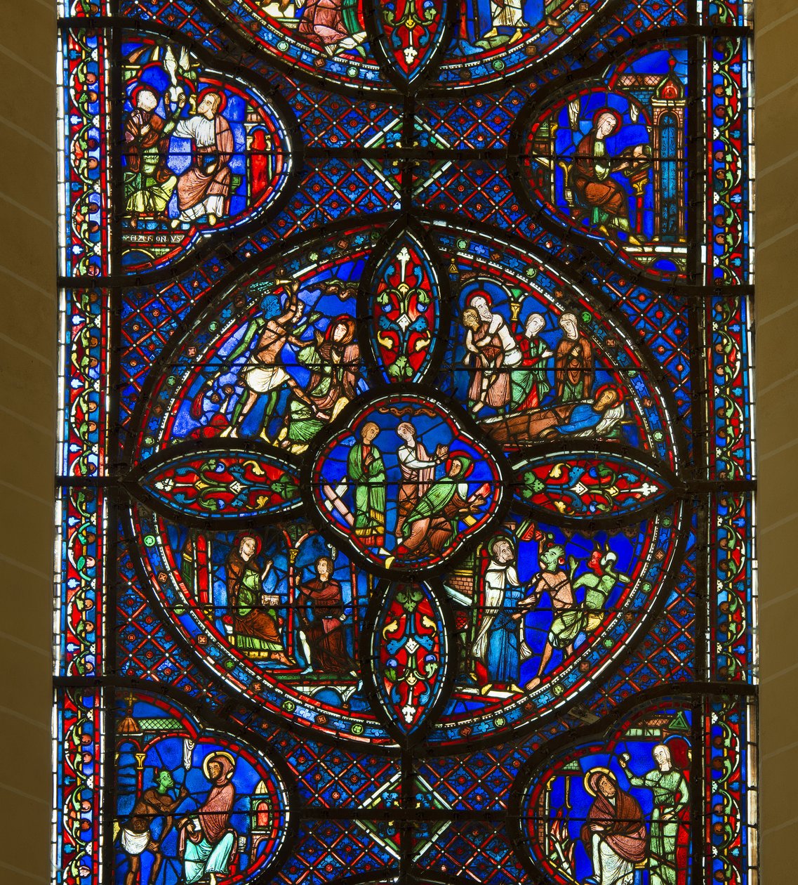 Kathedraal van Chartres, glas-in-lood: leven van Sint-Antonius en Sint-Paulus, kluizenaars, detail in het centrum door French School