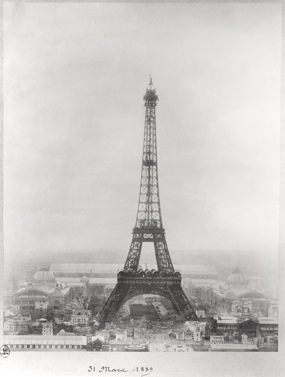 Bouw van de Eiffeltoren, Parijs, 31 maart 1889 door French School