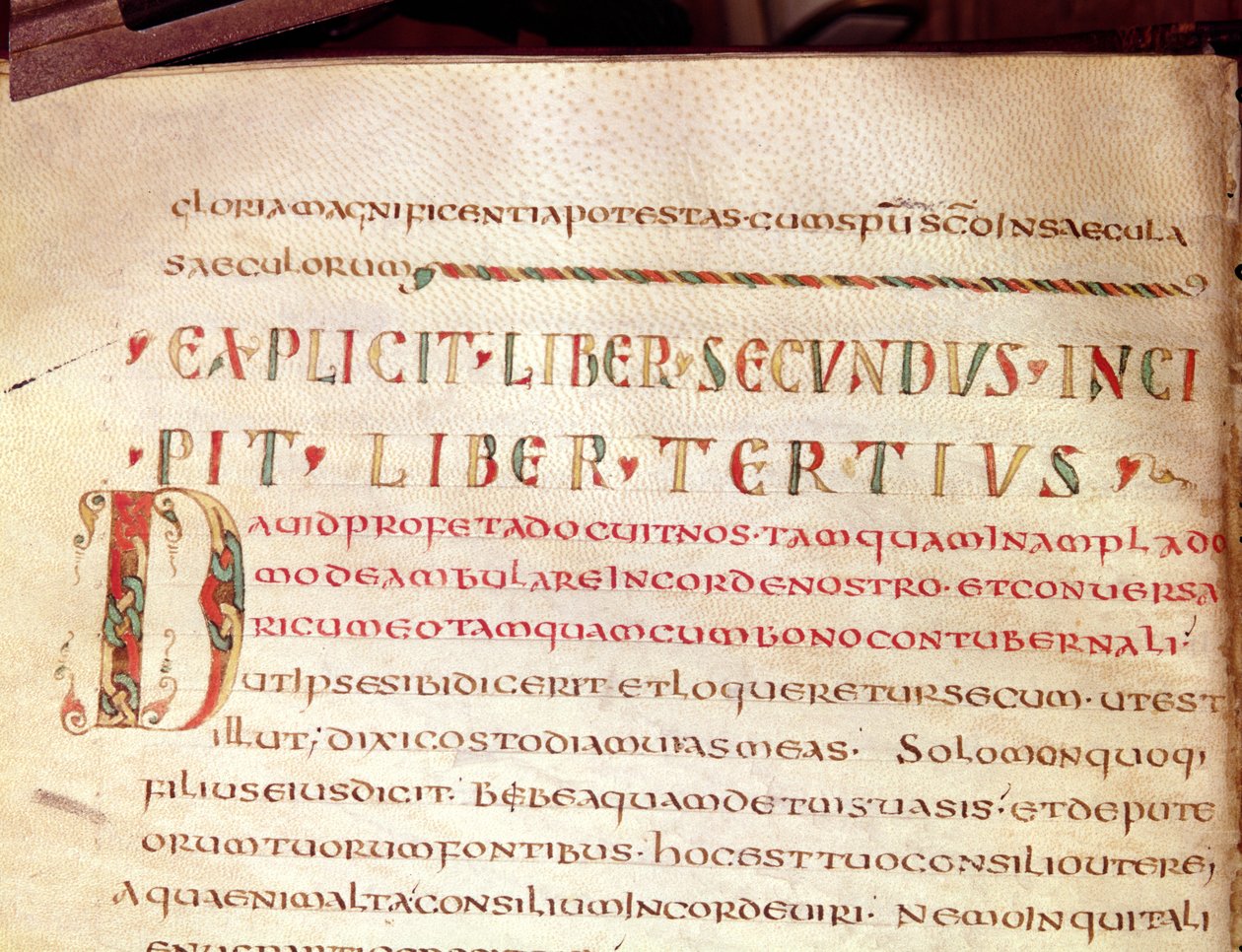 Ms Lat 1732 Fol.67v Geïllustreerde initiaal D, uit een werk van Sint Ambrosius (340-396) door French School