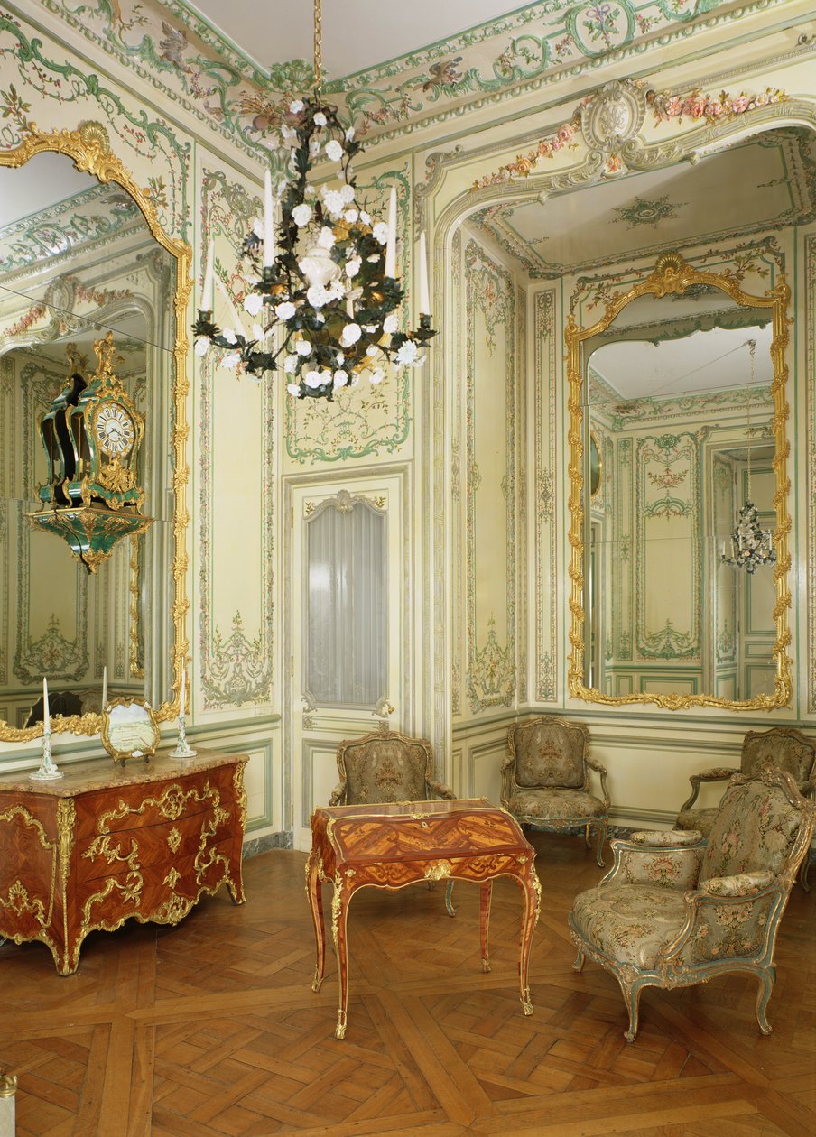 Privé kamer van de Dauphine Marie-Josephe de Saxe (1731-67) door French School