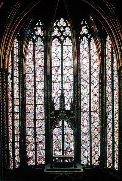 Het glas-in-loodraam in het koor van de Bovenkapel, 1246-48 door French School