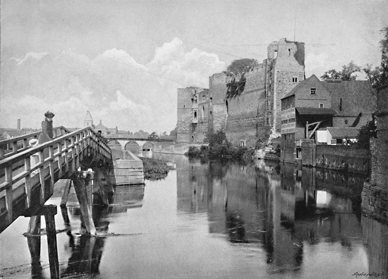 Newark Kasteel en Brug, c1896 door Frith and Co