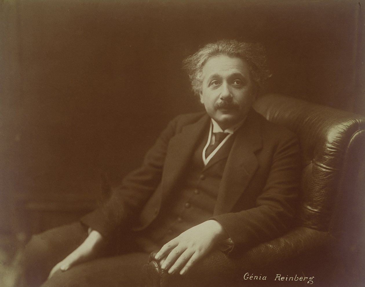 Albert Einstein mogelijk tijdens zijn bezoek aan Parijs in 1922 door Genia Reinberg