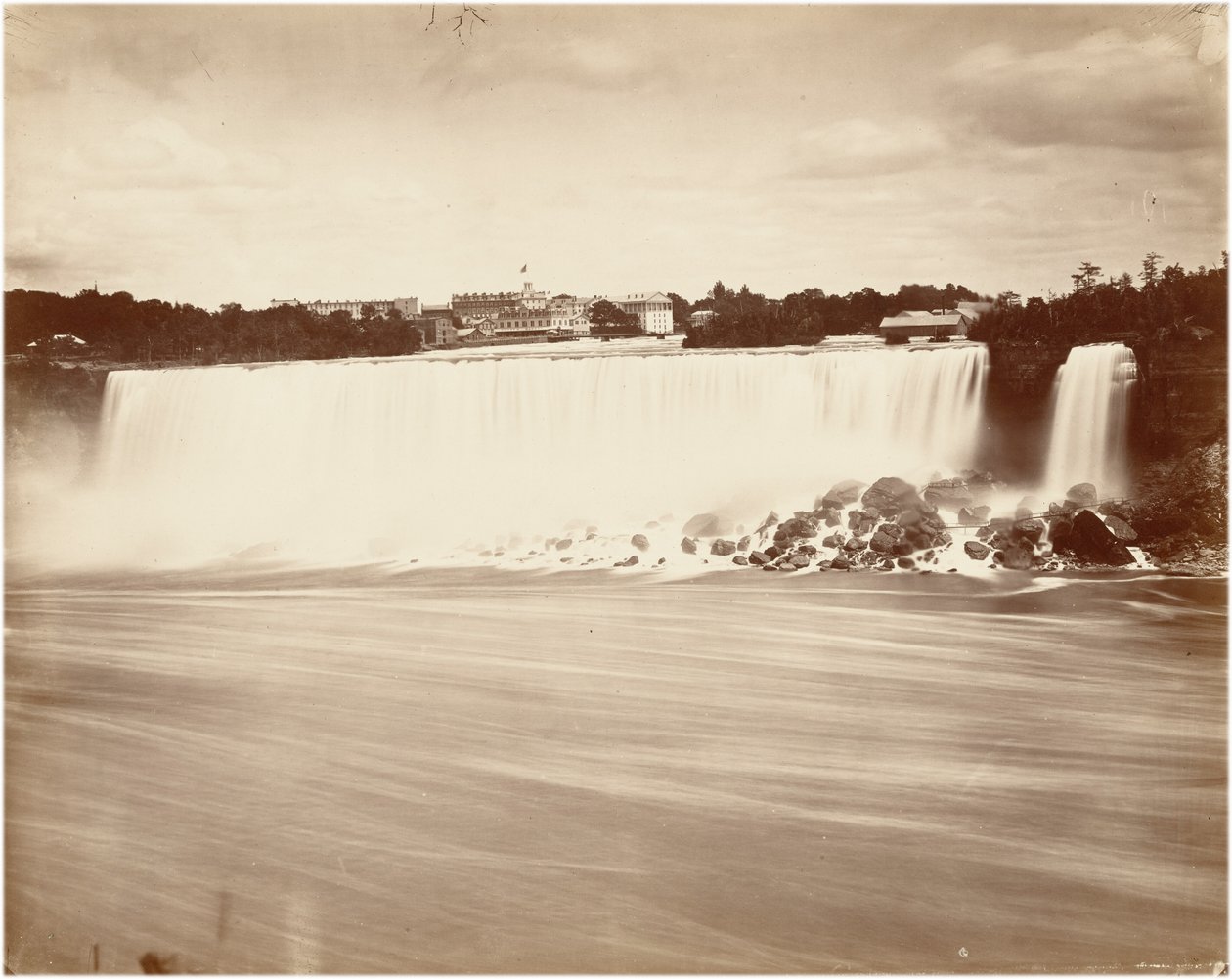 Niagara door George Barker