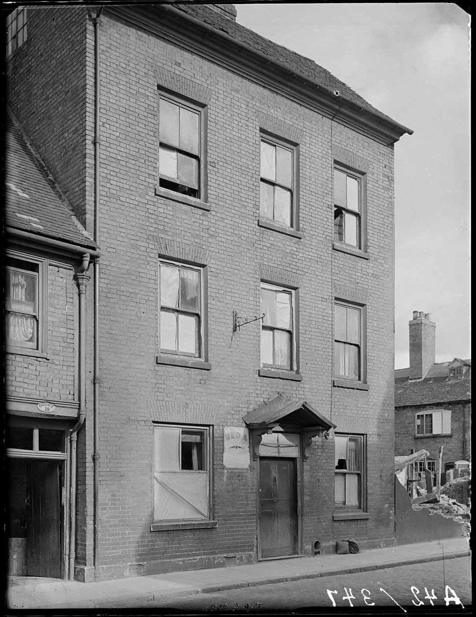 Little Park Street, Coventry, 1941 door George Bernard Mason